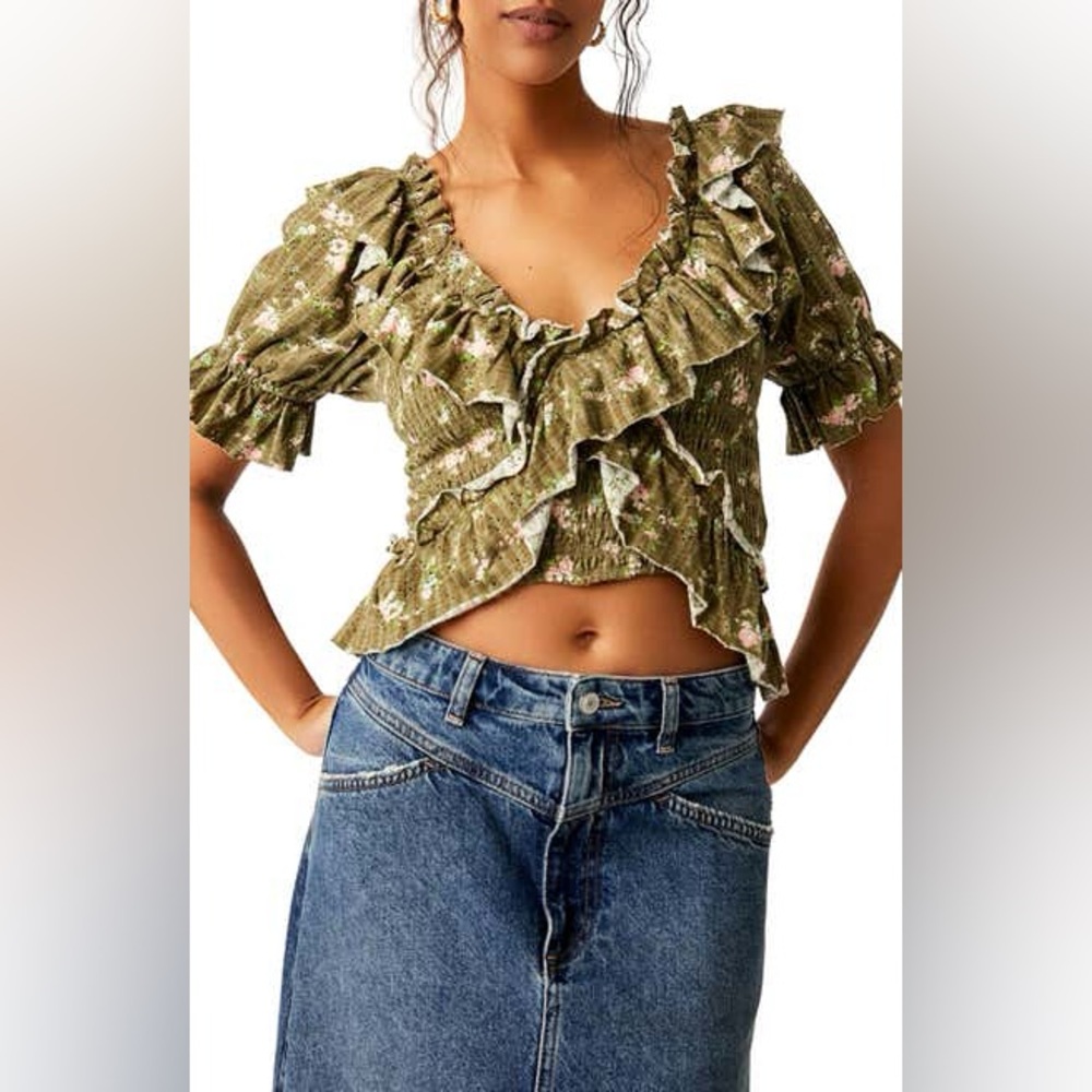 Free People “Favorite Girl” Floral Ruffle Top ARMY COMBO
NWOT 
size medium